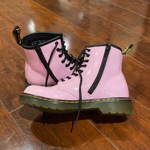 Pink patent leather Dr Martens for kids